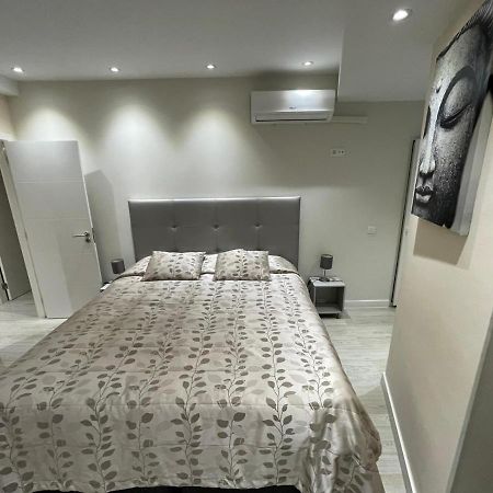 Apartamento Acolhedor Na Amadora Apartment Luaran gambar