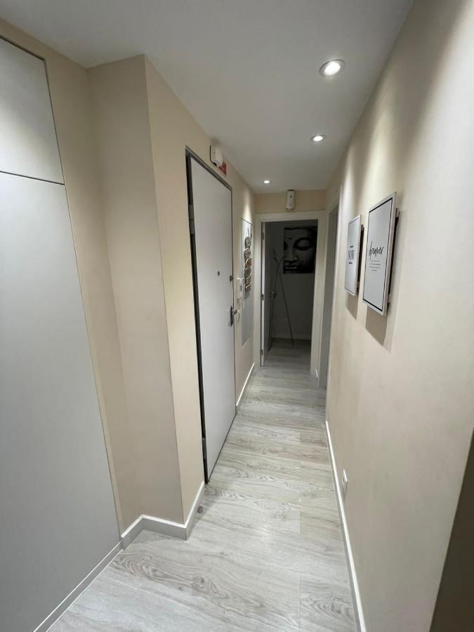 Apartamento Acolhedor Na Amadora Apartment Luaran gambar