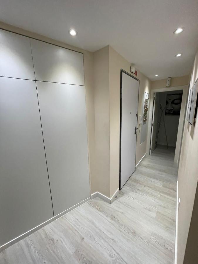 Apartamento Acolhedor Na Amadora Apartment Luaran gambar